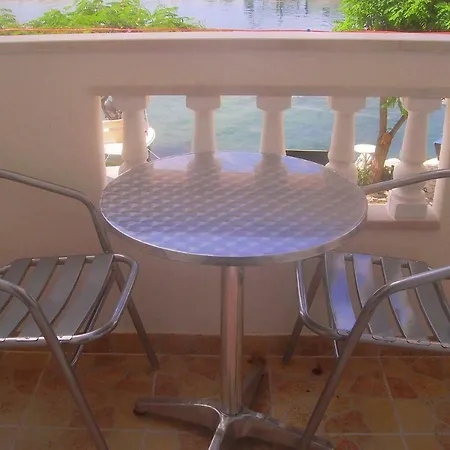 Apartmán Seafront 101 Drašnice